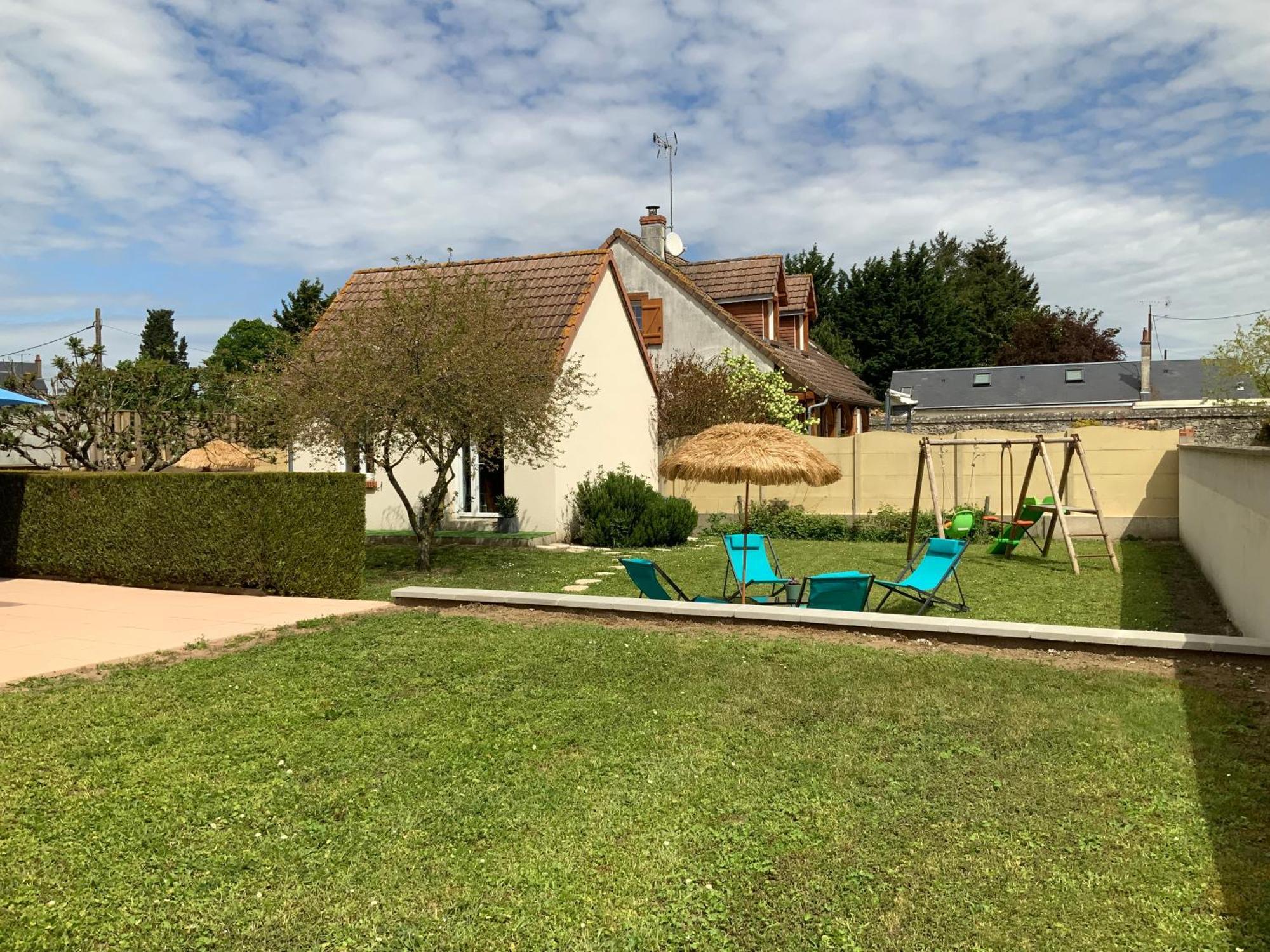 Maison Familiale Piscine Et Hébergement de vacances *